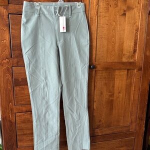 Women’s sage Green Pants